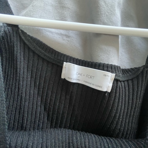 Oak and Fort Tank - Picture 3 of 3